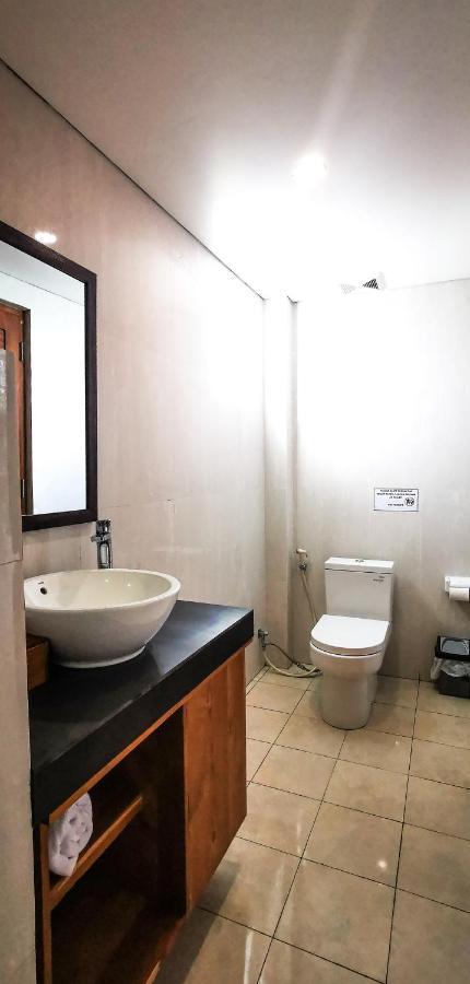 Santi Homestay Canggu Kültér fotó