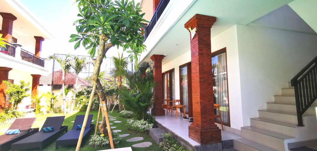 Santi Homestay Canggu Kültér fotó
